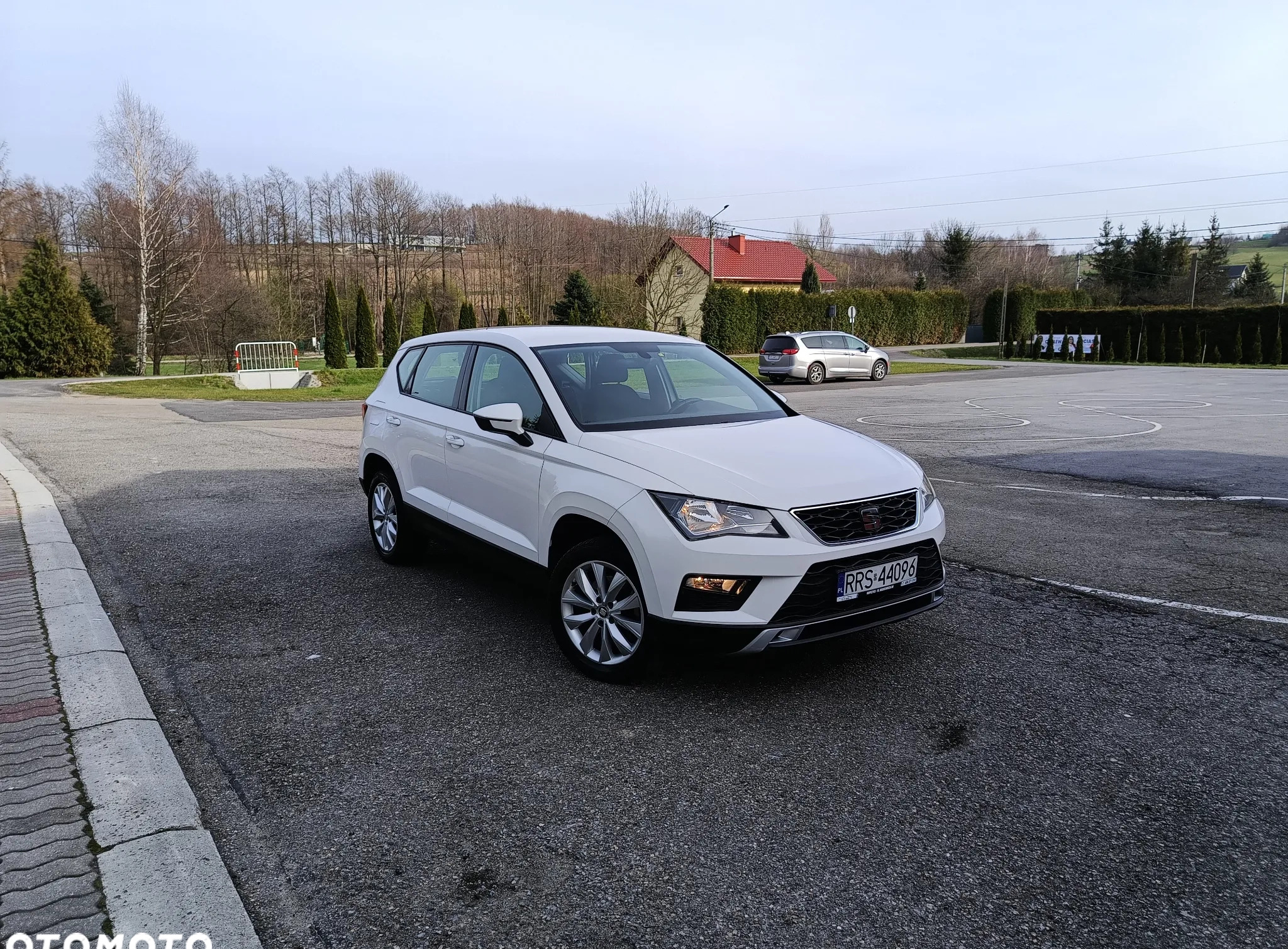 Seat Ateca cena 59900 przebieg: 165000, rok produkcji 2016 z Serock małe 631